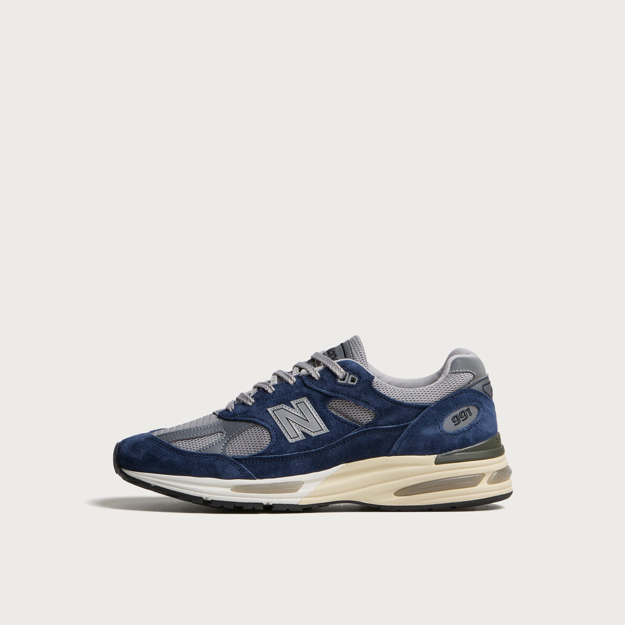 NEW BALANCE 991v2 스니커즈