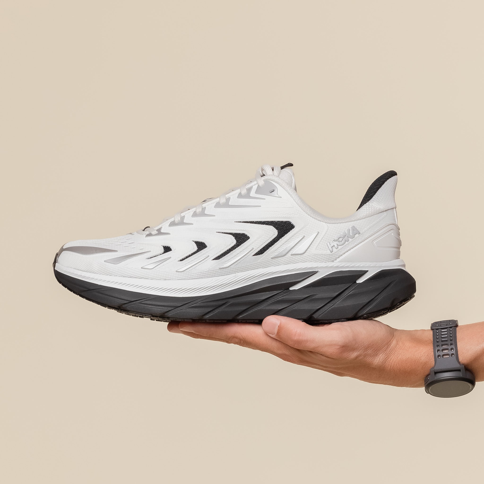 Hoka One One 클리프턴 UTL