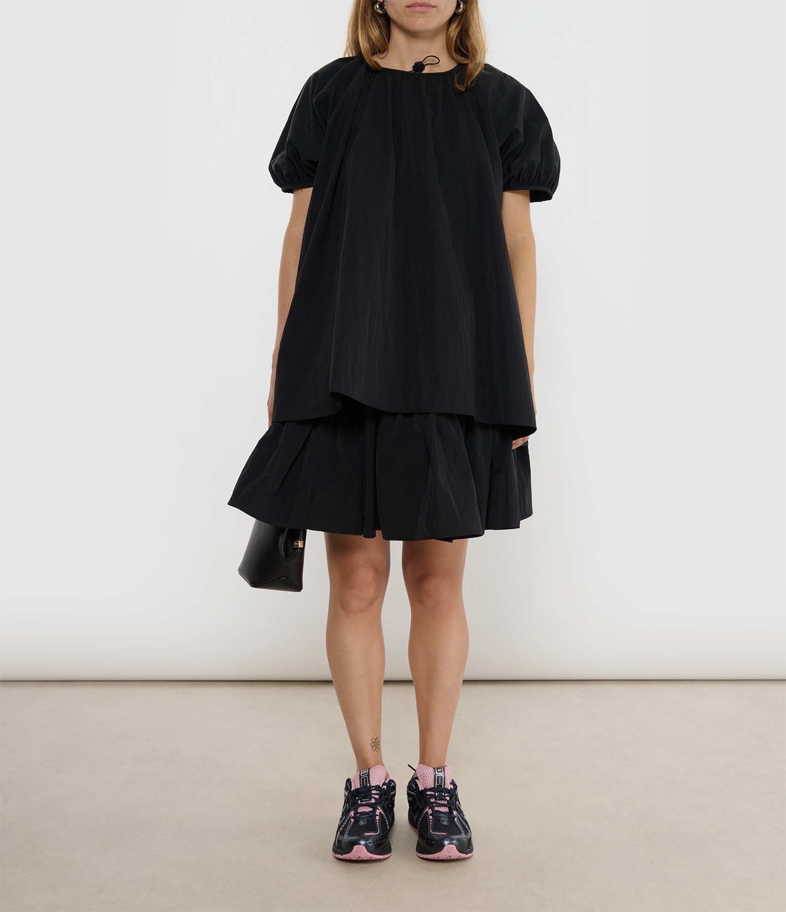 Cecilie bahnsen 탑 벨라 누아