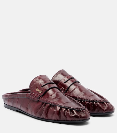 SAINT LAURENT 페이턴트 레더 뮬