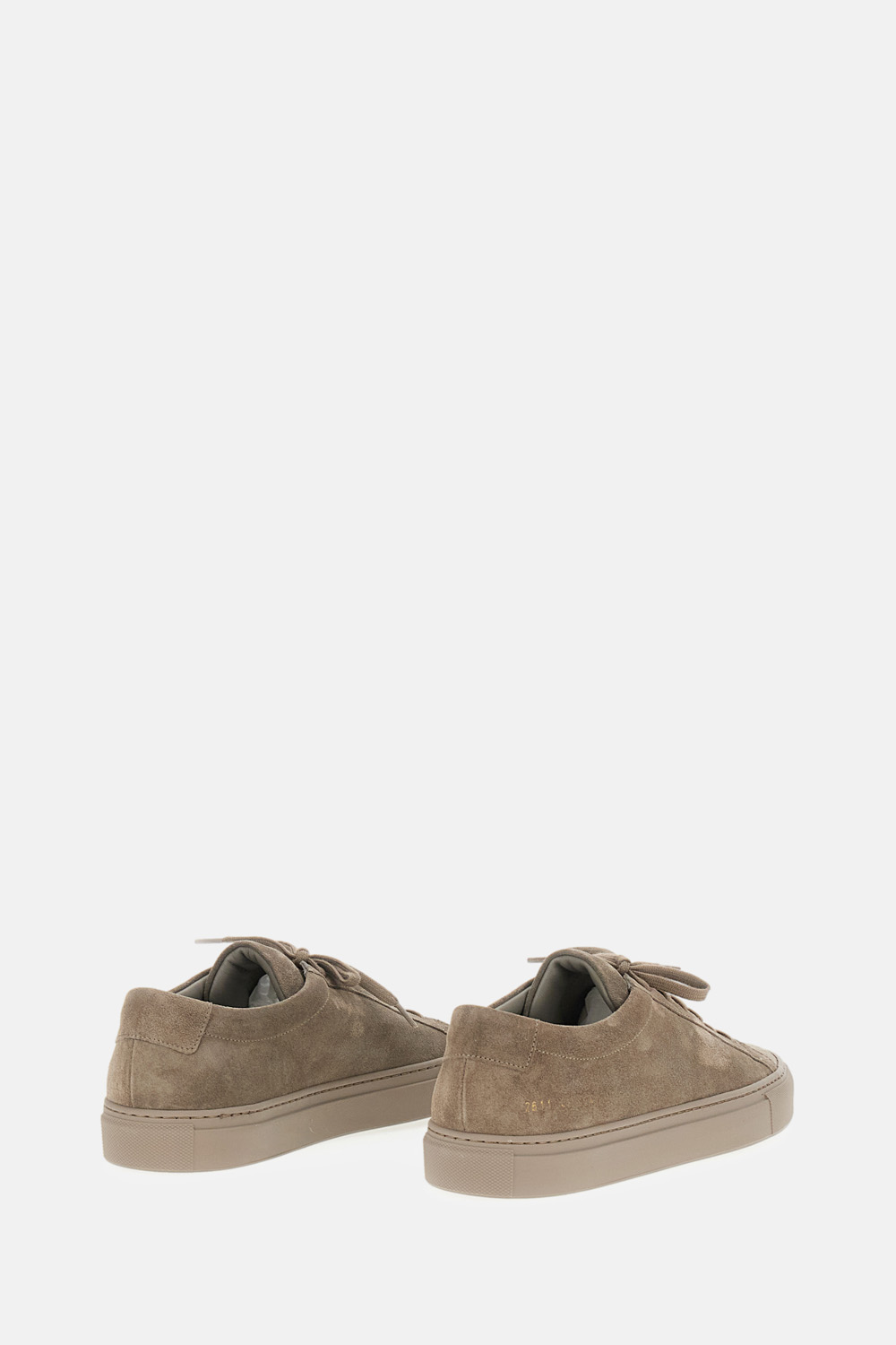 COMMON PROJECTS 아킬 프리미엄 스웨이드 스니커즈