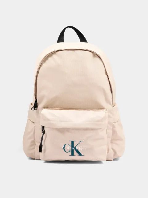 Calvin Klein Kids 로고 자수 포켓 백팩