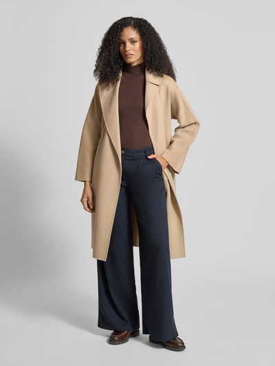 MaxMara Weekend 레귤러 핏 울코트 모델 CIVADA 카멜