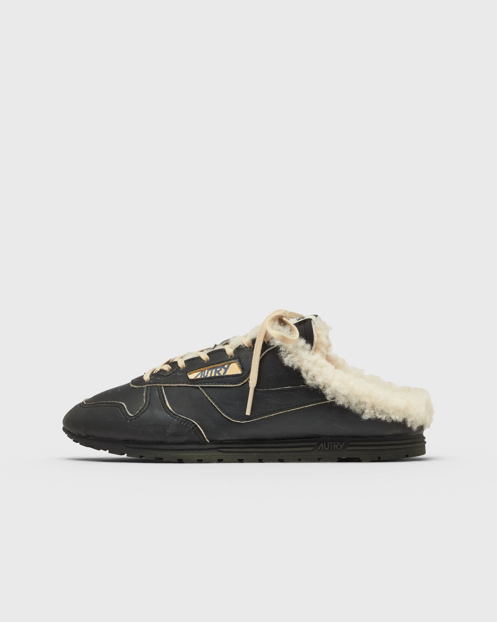 Autry WMNS WINDSPIN 뮬