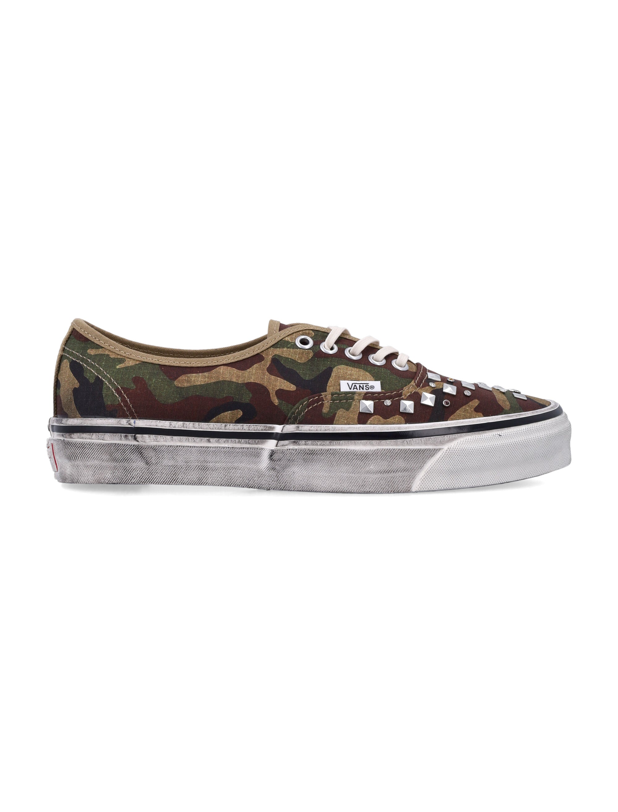 Vans 스터드 카모 로우탑 스니커즈