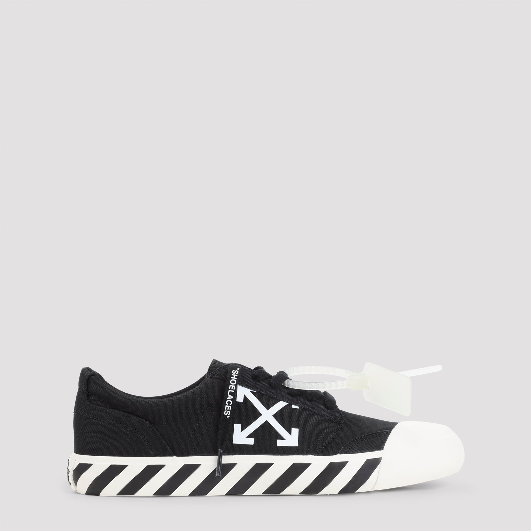 OFF-WHITE M 벌크 언더컷 스니커즈