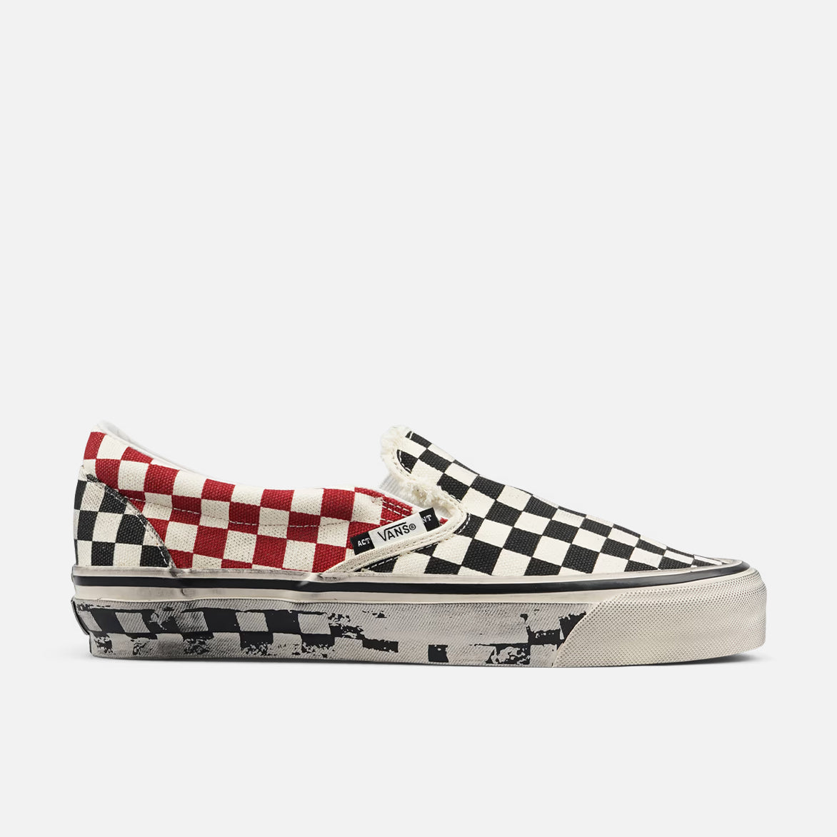 Vans 슬램잼 X "액트 오브 디사그리먼트" LX 클래식 슬립온 98
