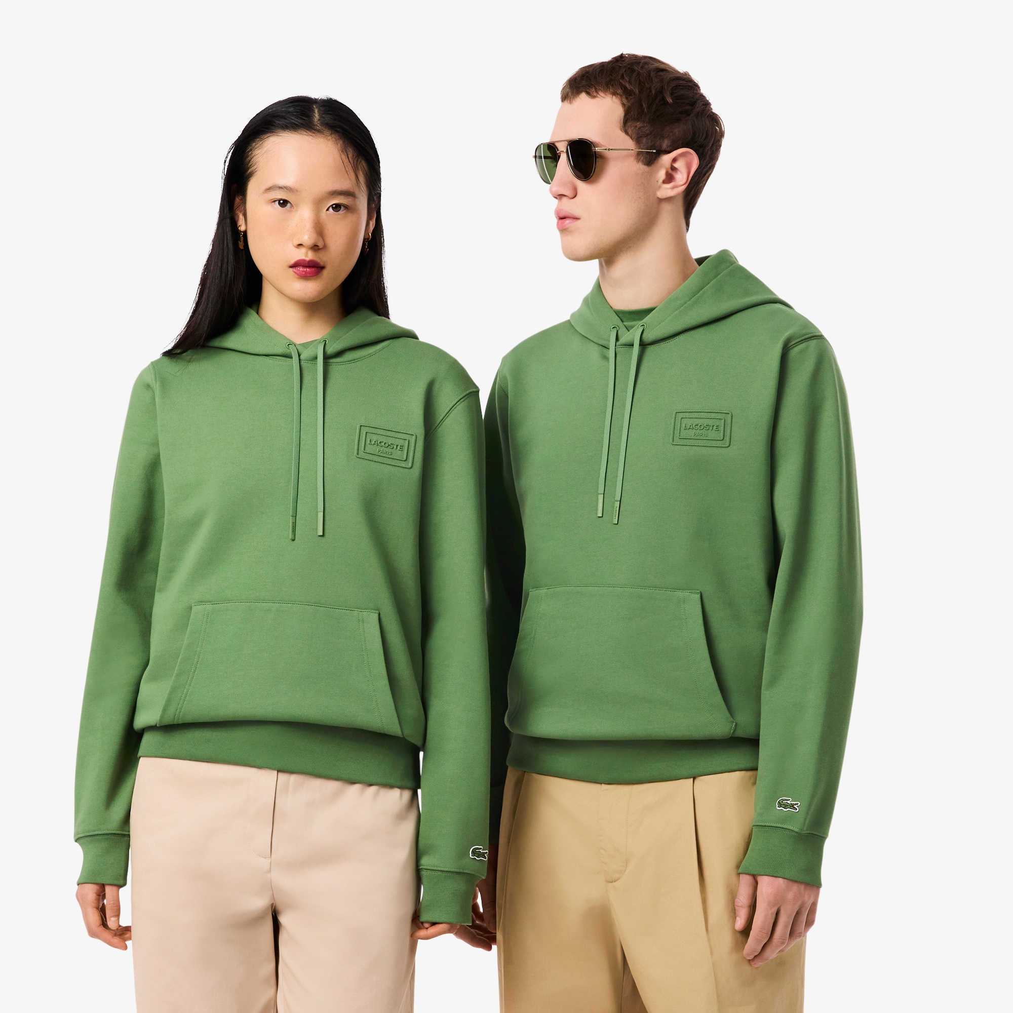 Lacoste 엠보스드 브랜딩 후드티