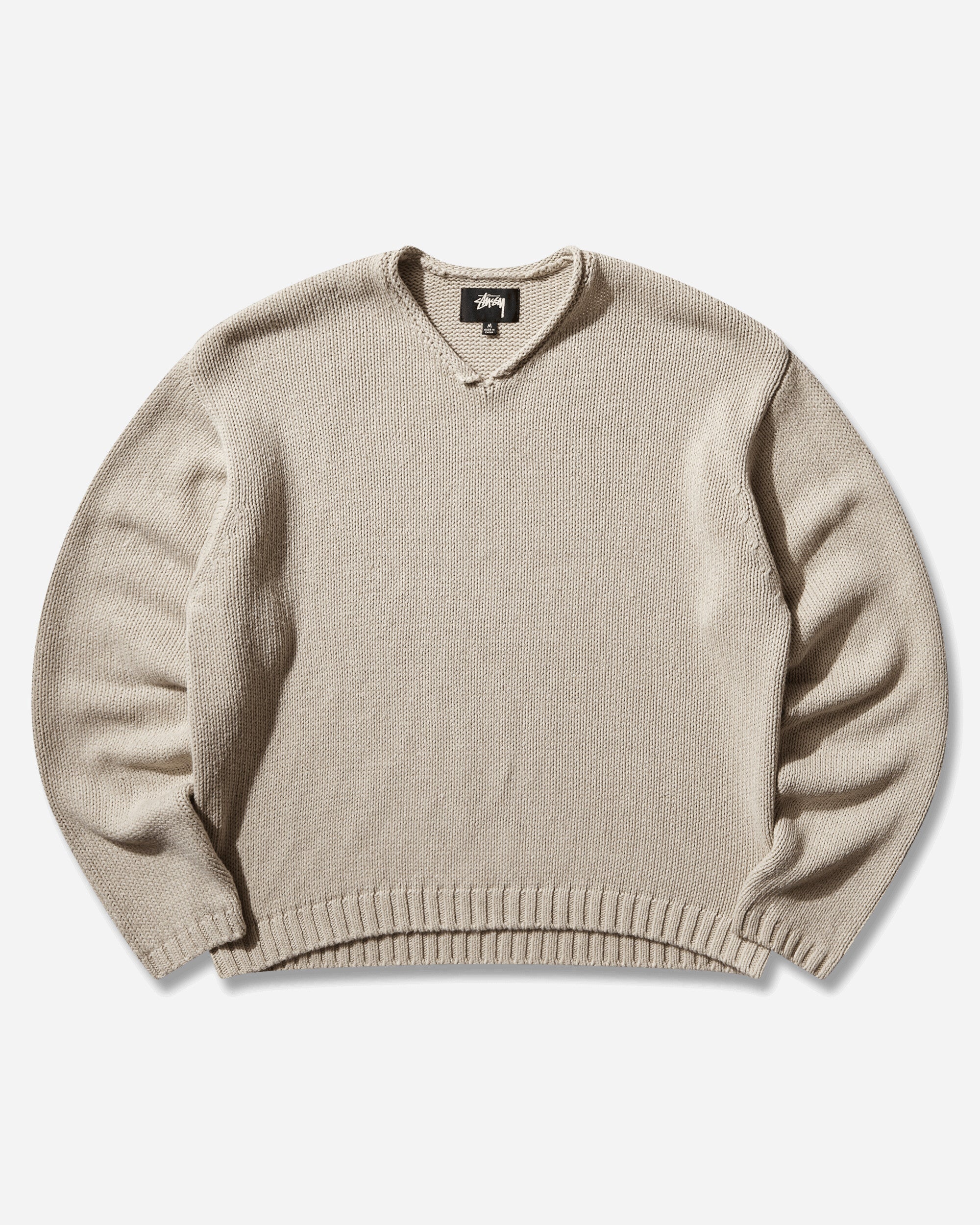 STUSSY 롤 브이넥 스웨터 오트밀