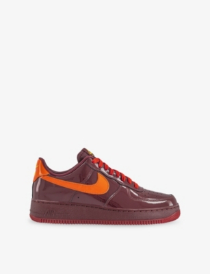 NIKE 에어 포스 1 로우 패턴 레더 트레이너