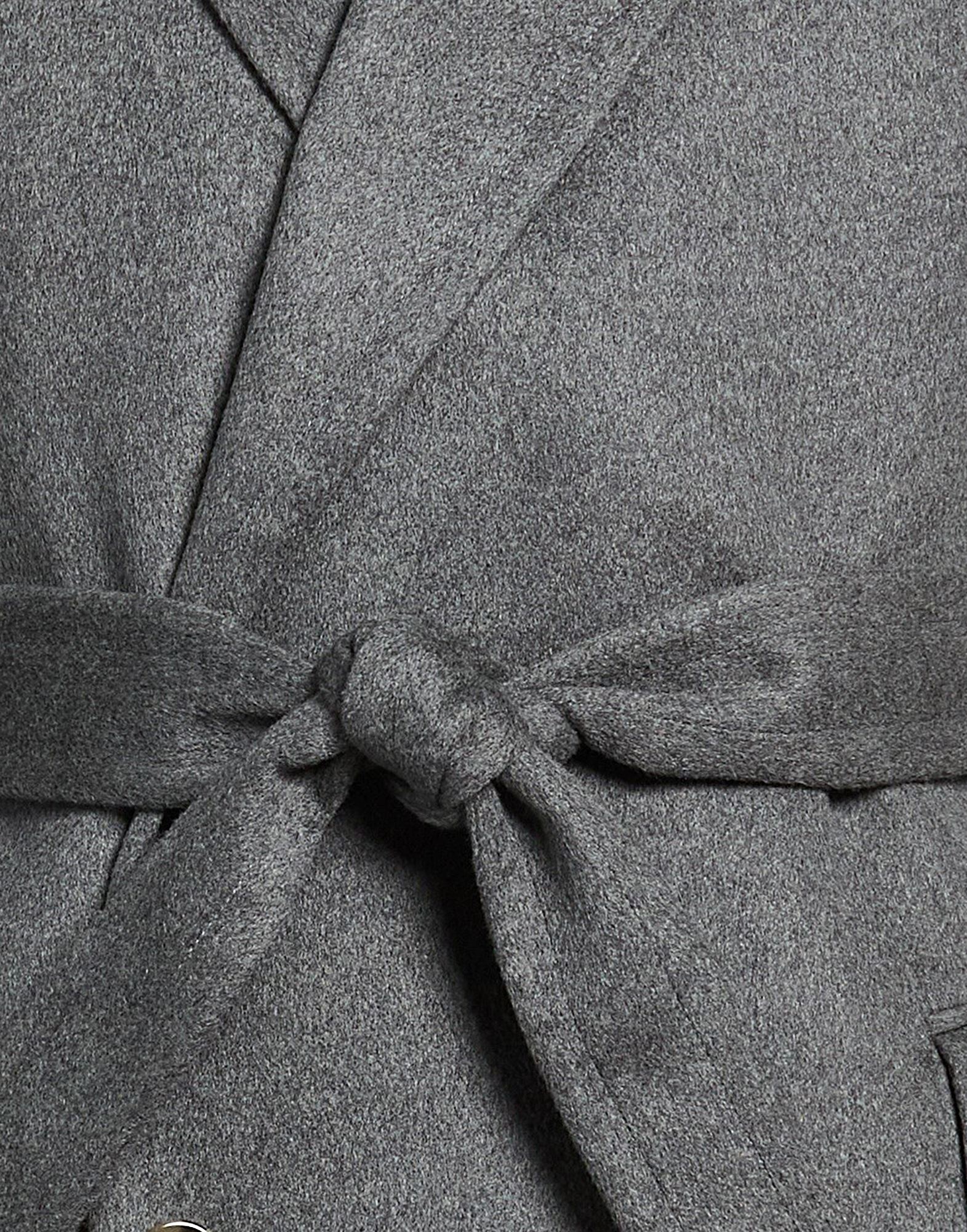 Lardini 맨틀