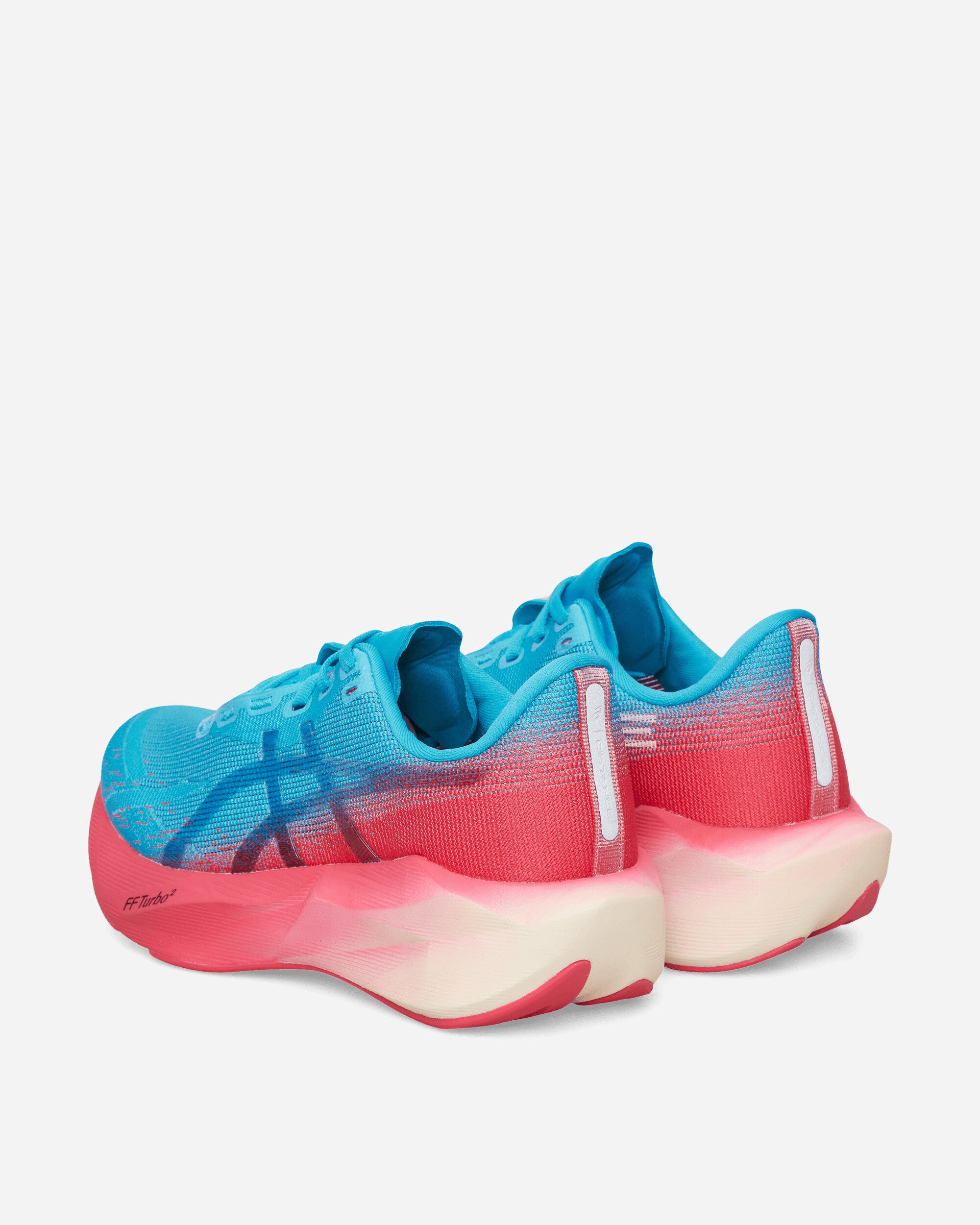 Asics 디스턴스 노바블라스트 6 스니커즈