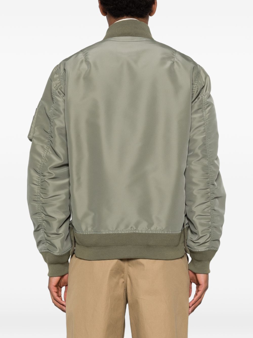 SACAI 나일론 봄버 자켓
