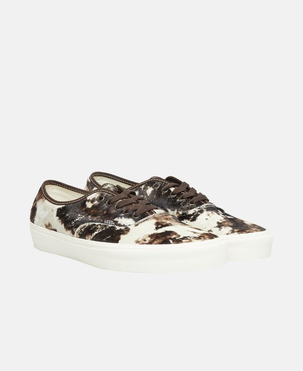 Vans 오센틱 포니 헤어 카우 프린트 스니커즈