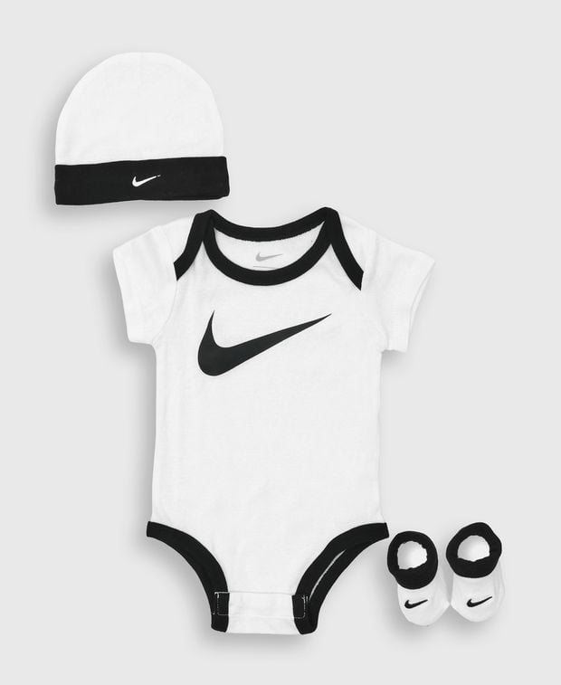 NIKE 바디, 모자 및 양말 세트