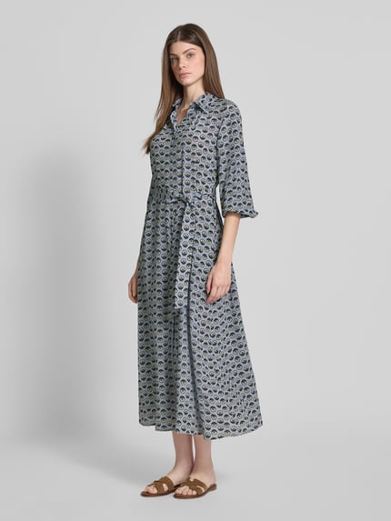MaxMara Weekend 플리센데스 헴블루센클라이드 아우스 라이너 제이드 모델 나르벨 헬블라우