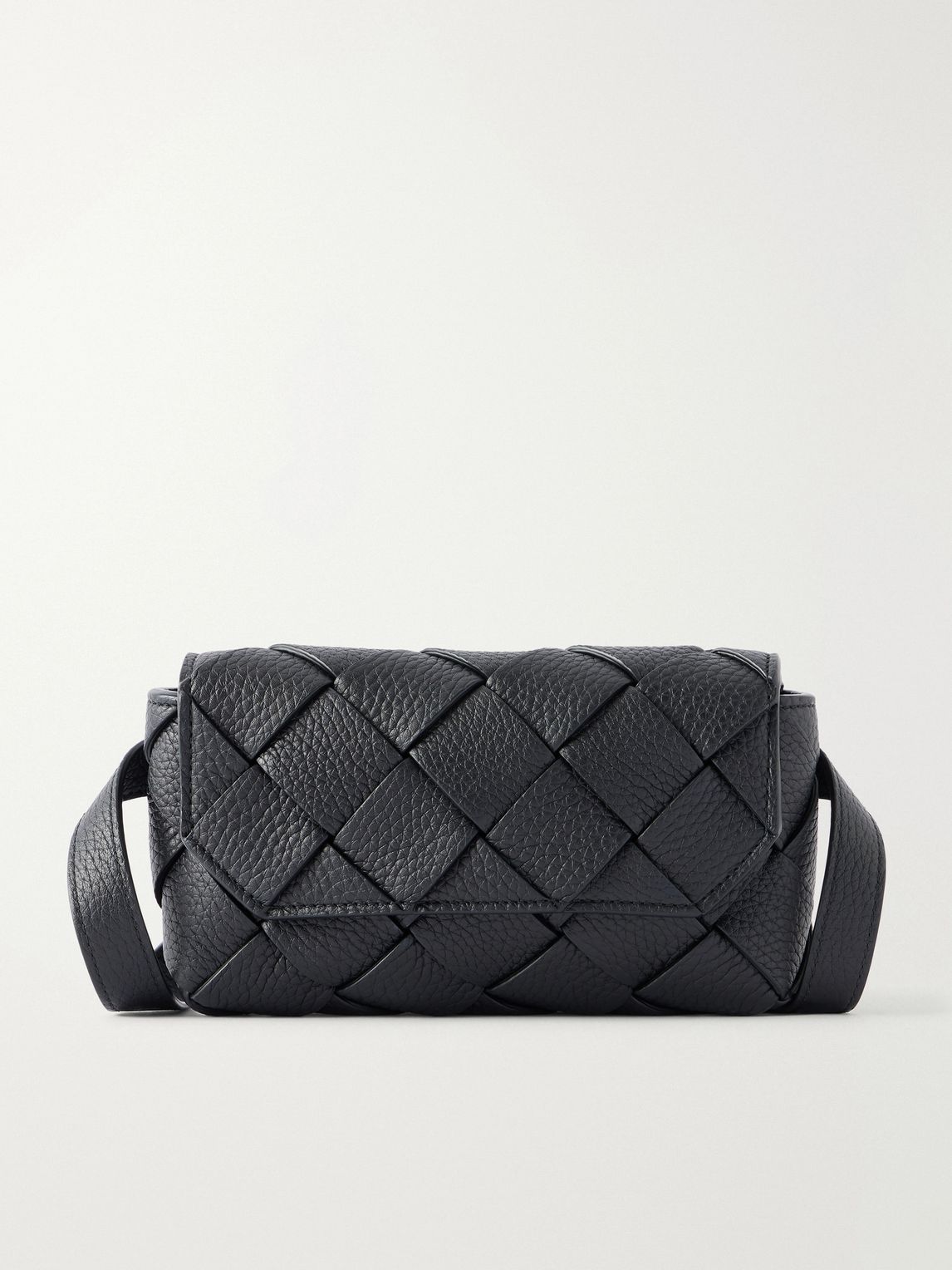 BOTTEGA VENETA 디아고 인트레치아토 가죽 벨트백