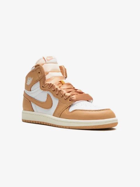 Nike Kids 에어 조던 1 레트로 하이 OG 프랄린 스니커즈