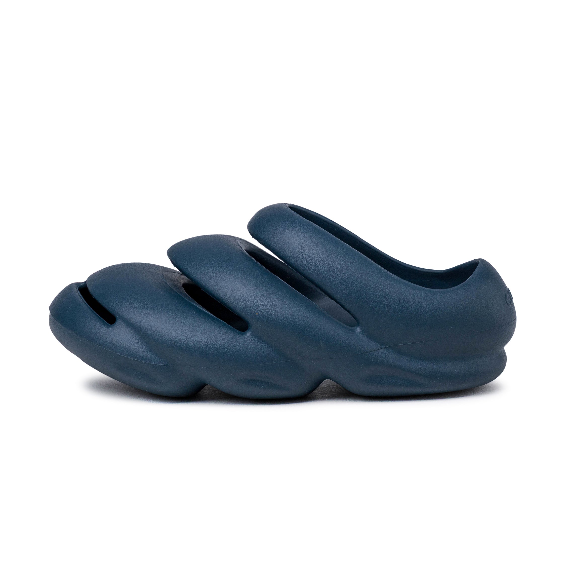 Crocs 로이