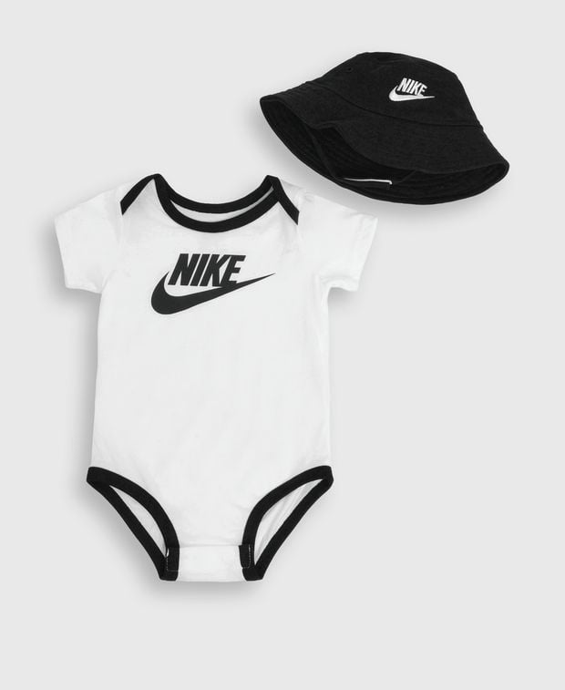 NIKE 바디와 모자 세트