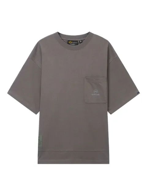 Alpha Industries 브이넥 티셔츠 가슴 주머니