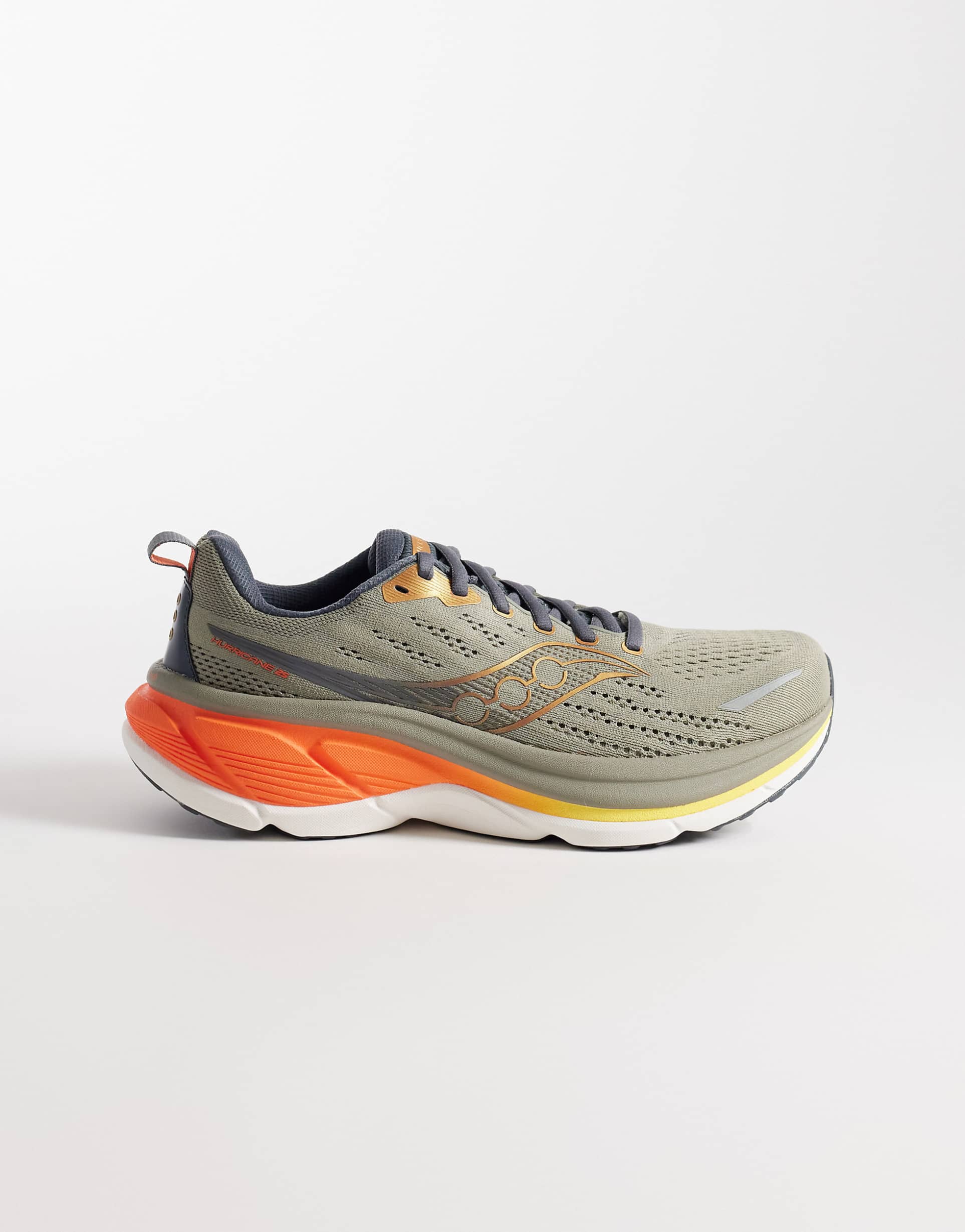 SAUCONY 허리케인 25 러닝 트레이너 타우프 파이어