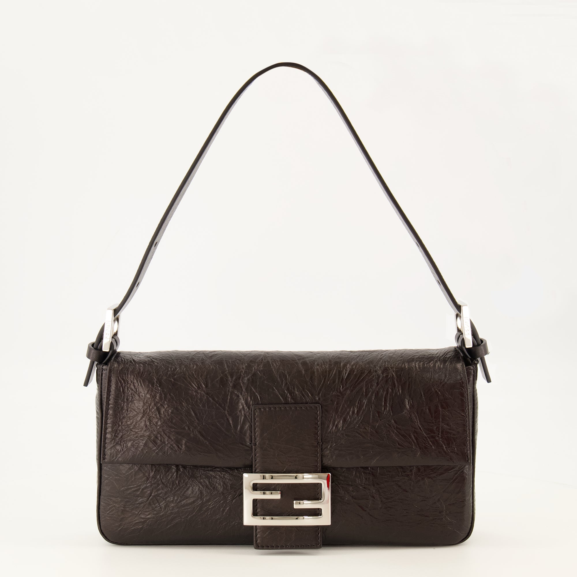 FENDI 검은 텍스처 가죽 바게트 백