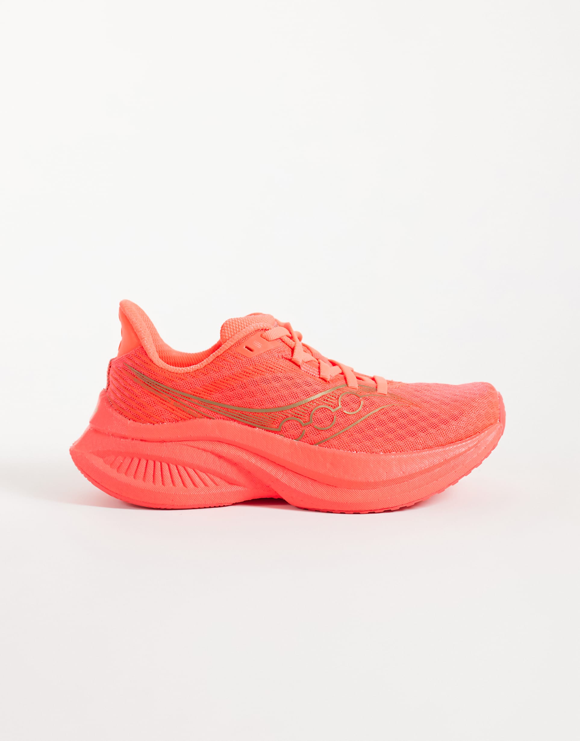 SAUCONY 엔도르핀 스피드 5 트레이너