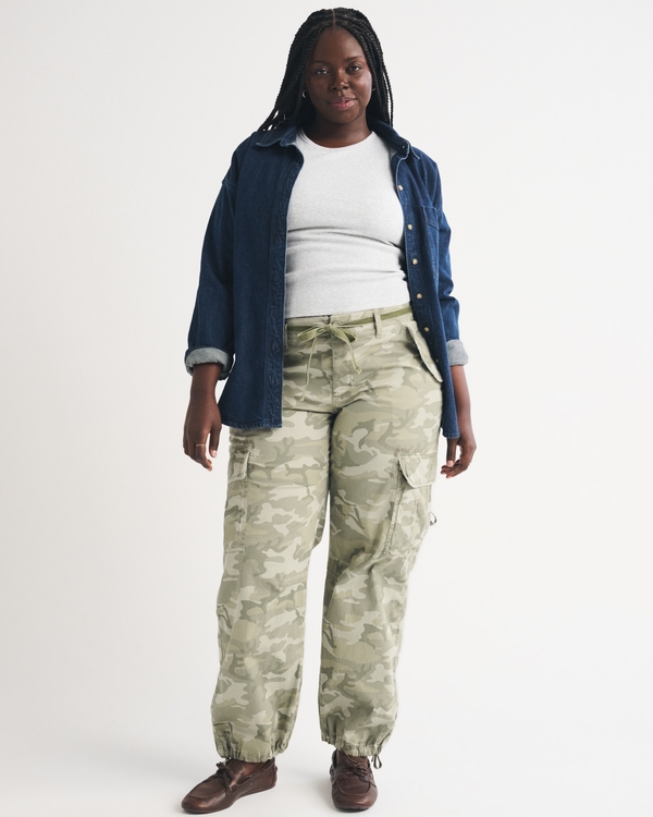 Abercrombie & Fitch 커브 러브 로우 라이즈 배기 카고 팬츠