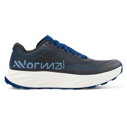 NNORMAL 키에락 02 트레일 러닝화