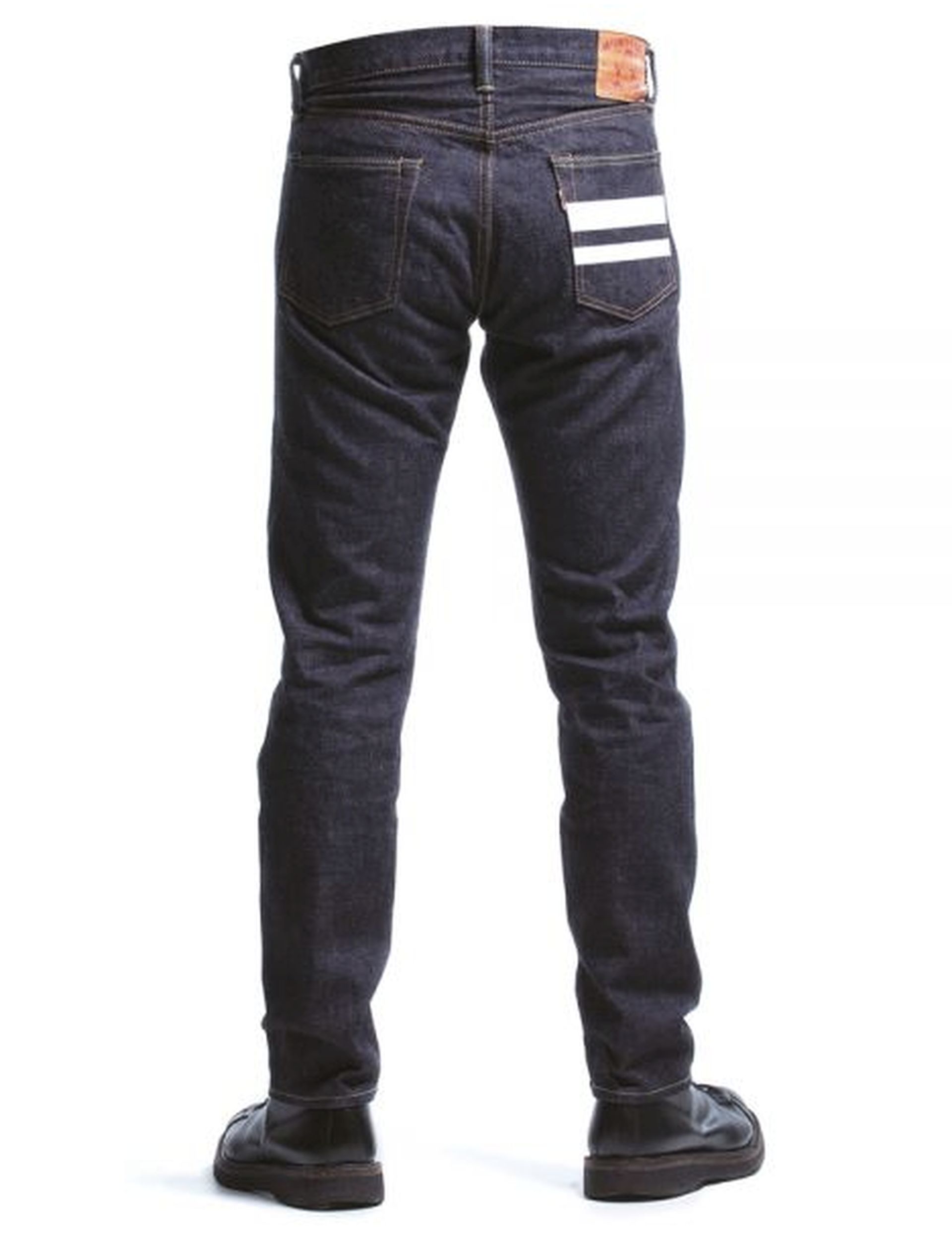 MOMOTARO JEANS 0105SP 15.7oz 딥 컬러 인디고 배틀 라벨 내로우 테이퍼드 팬츠