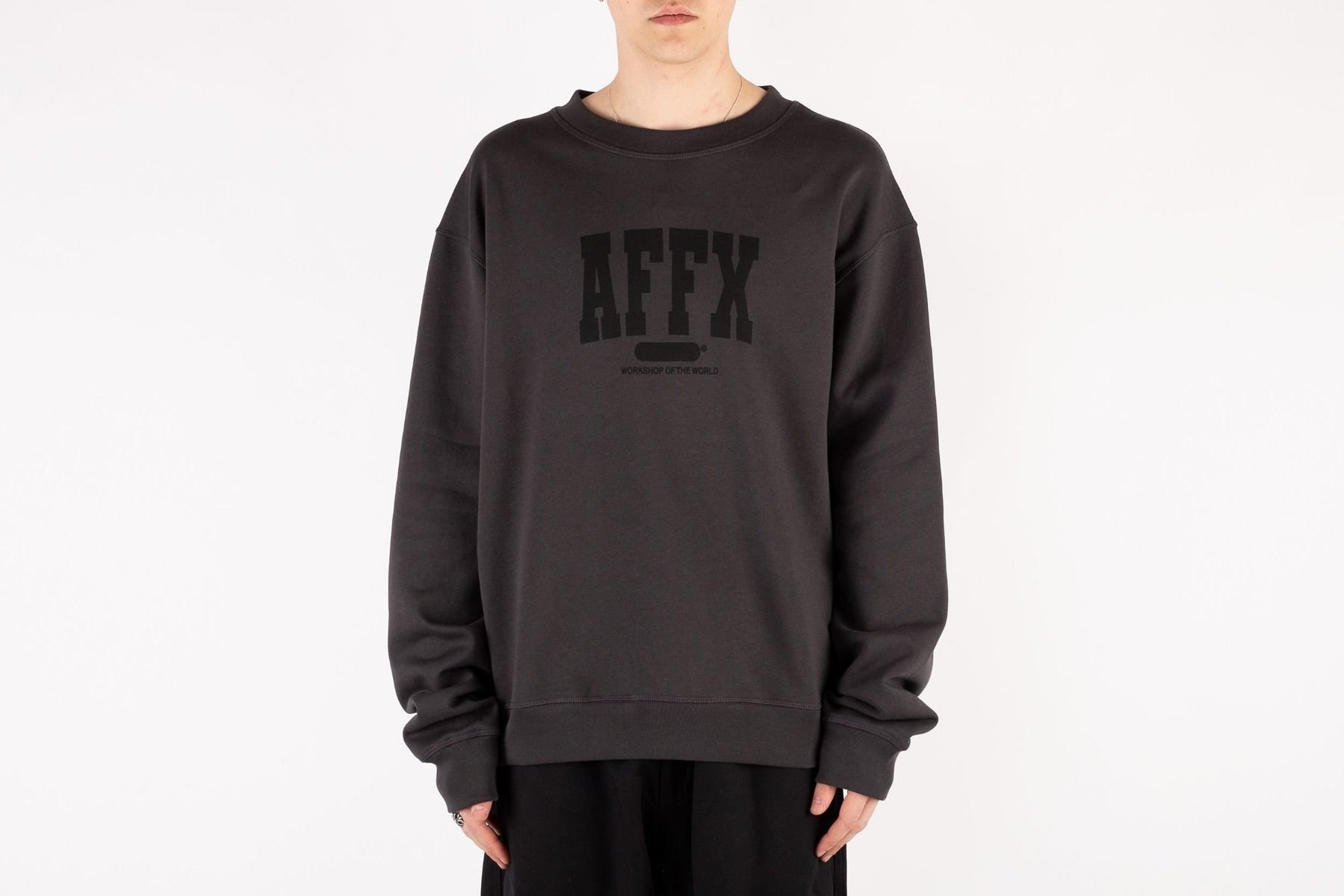 AFFXWRKS 바시티 스웨트셔츠