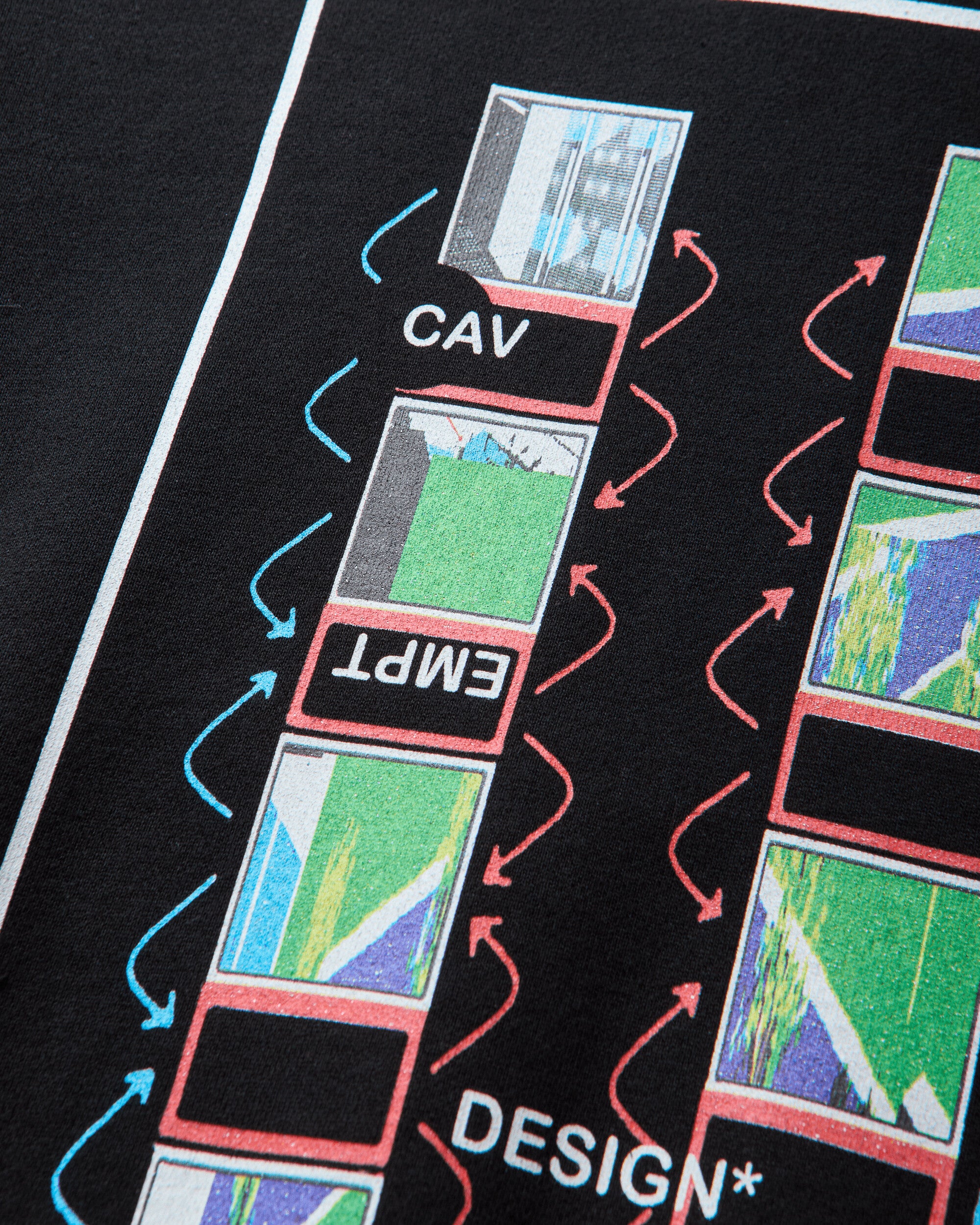 CAV EMPT 남성 MD 크루넥 맨투맨