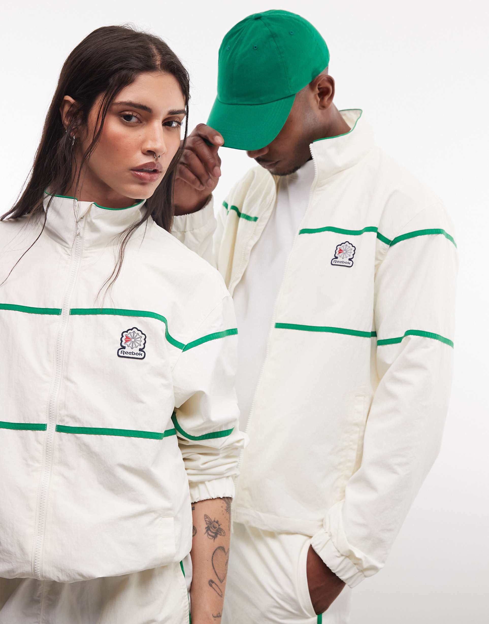 REEBOK 윈드브레이커 자켓