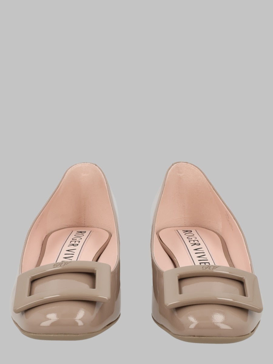 ROGER VIVIER 로저 비비에 U 룩 발레리나 플랫 2.5cm 힐