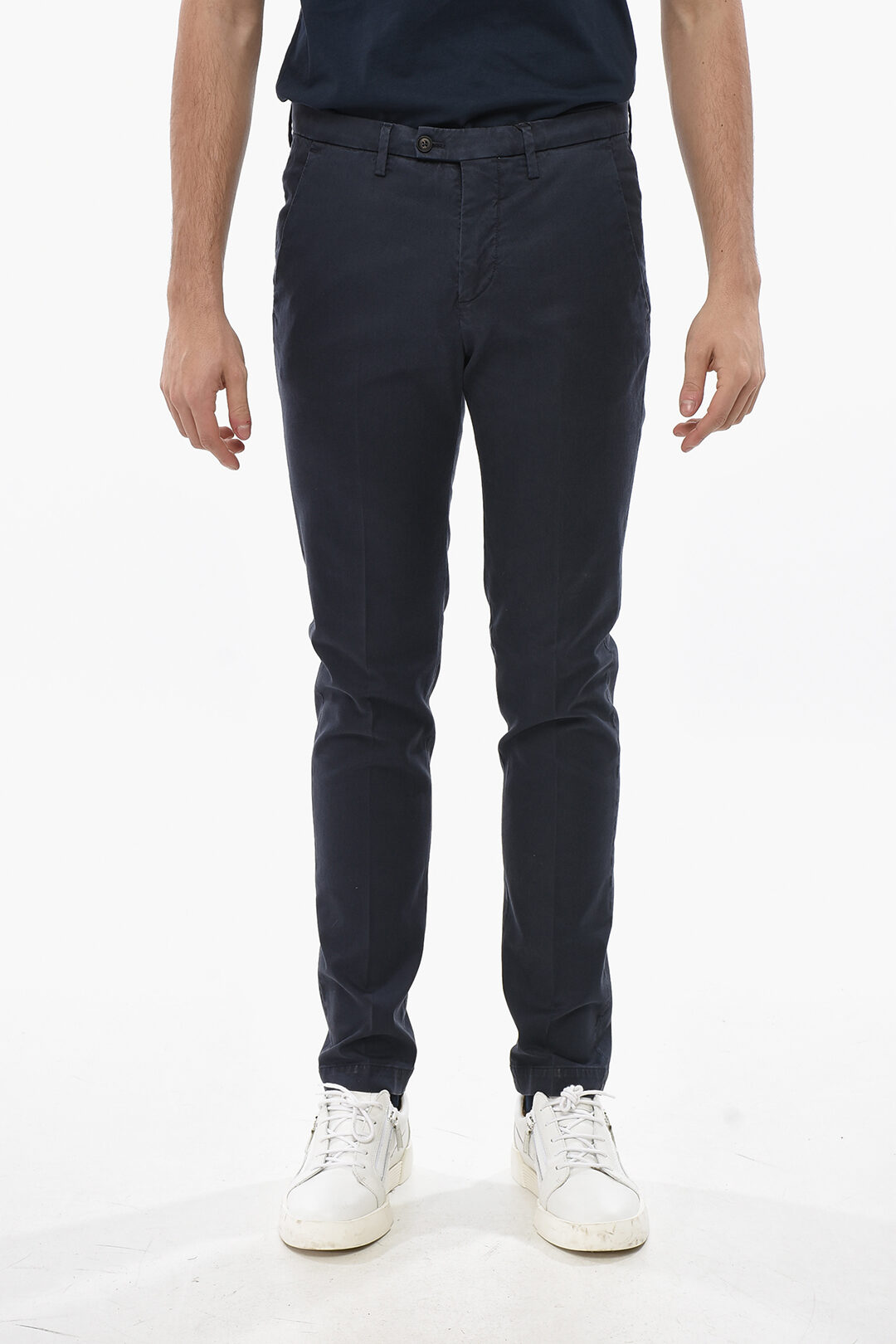 Corneliani 코튼 블렌드 치노 팬츠 벨트 루프
