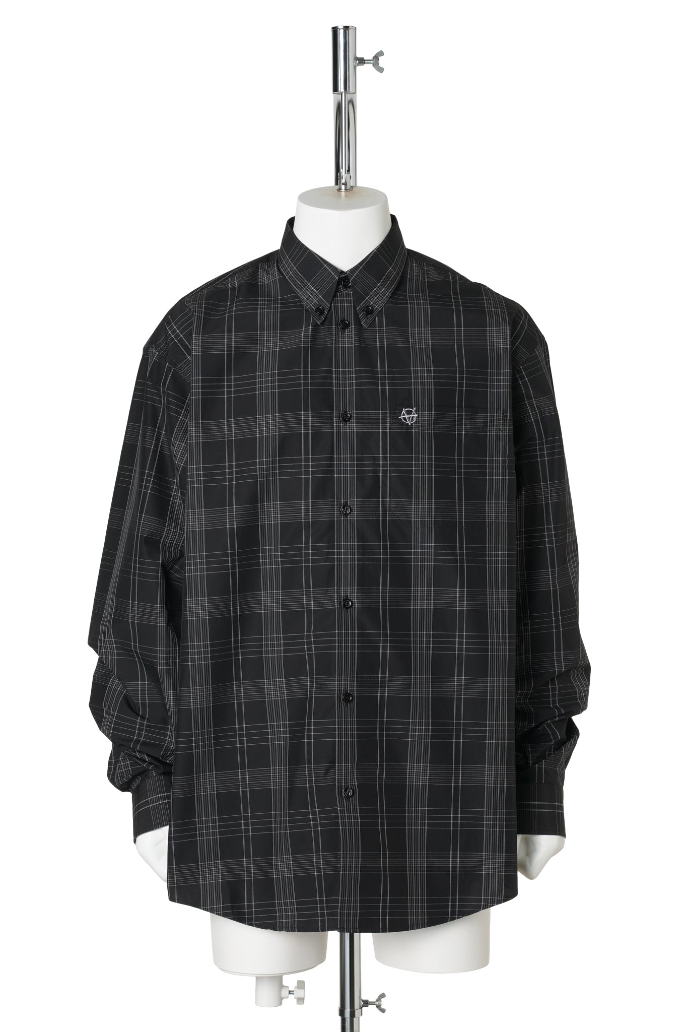 VETEMENTS 메탈 로고 체크 셔츠