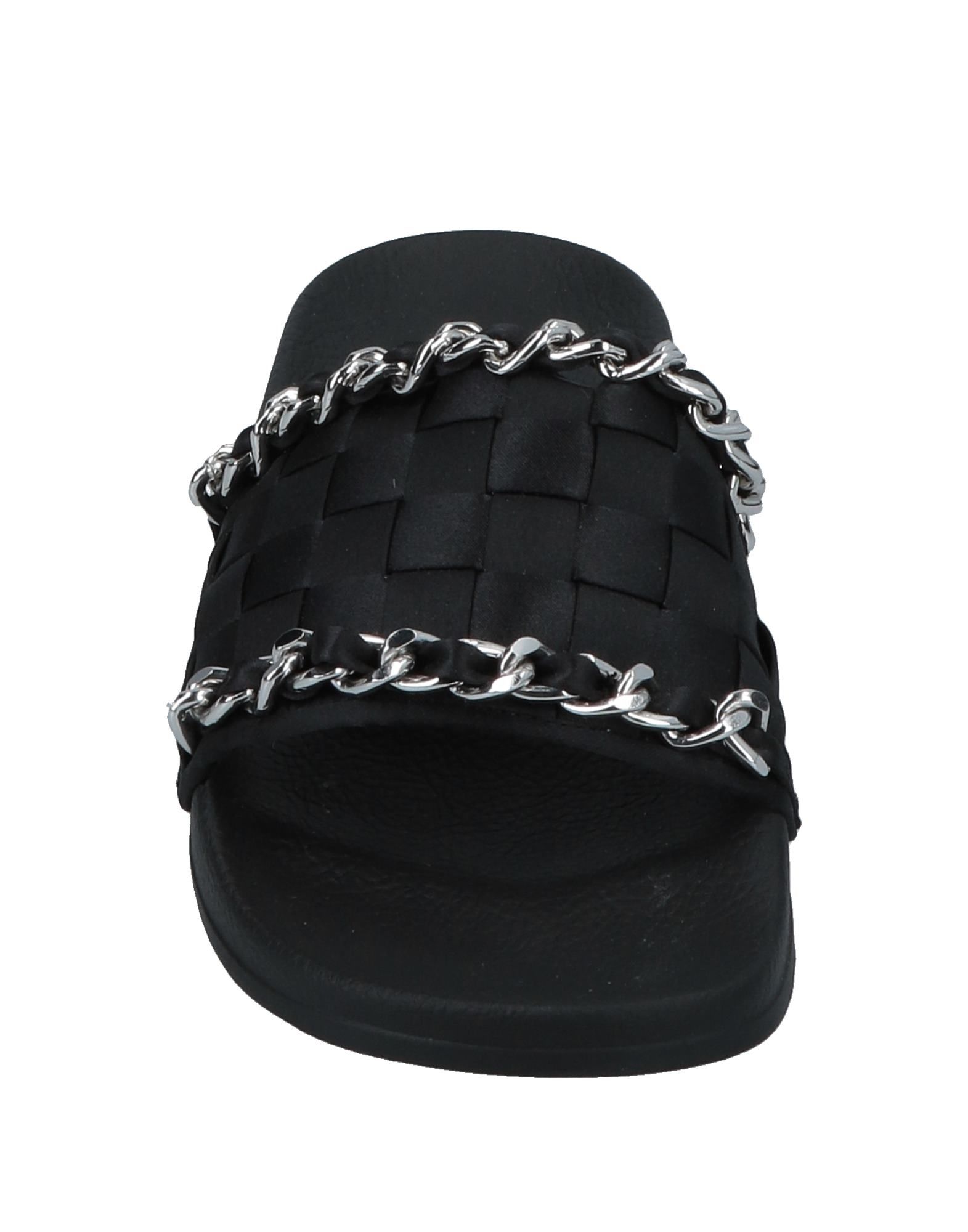 PINKO 샌들