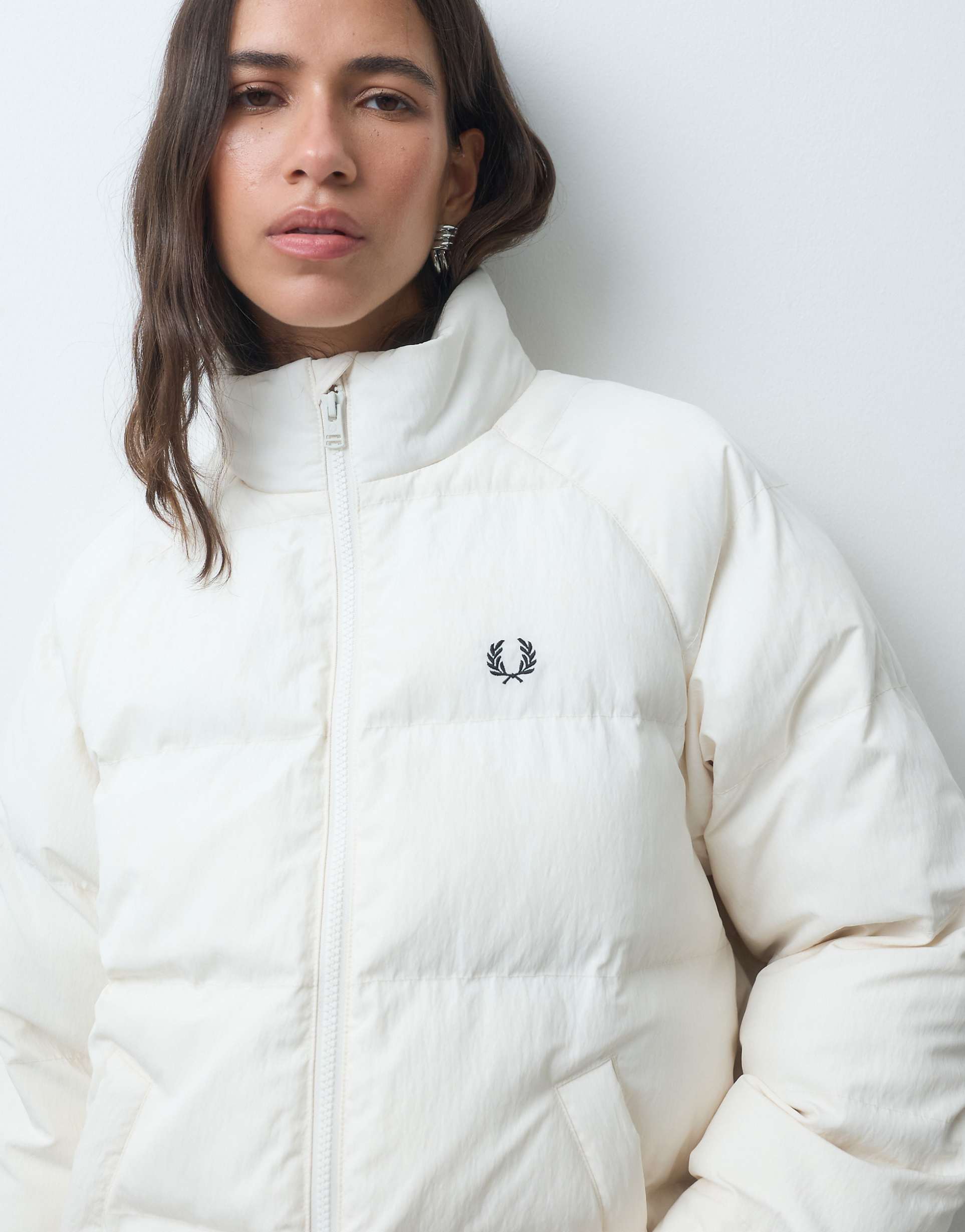 Fred Perry 라글란 슬리브 패딩 자켓