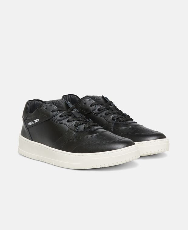 VALENTINO 스니커즈