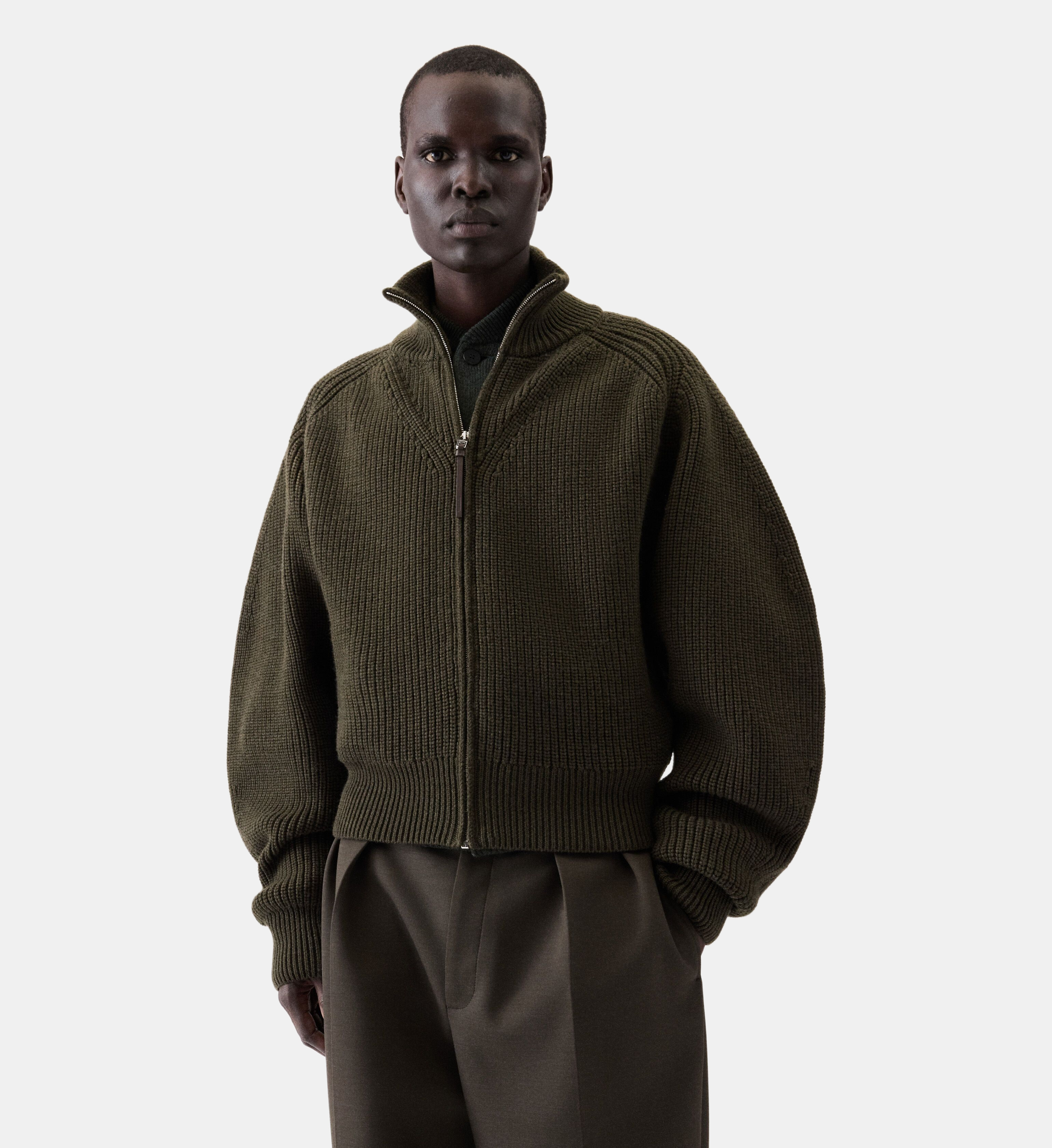 JACQUEMUS 메리노 지퍼 가디건