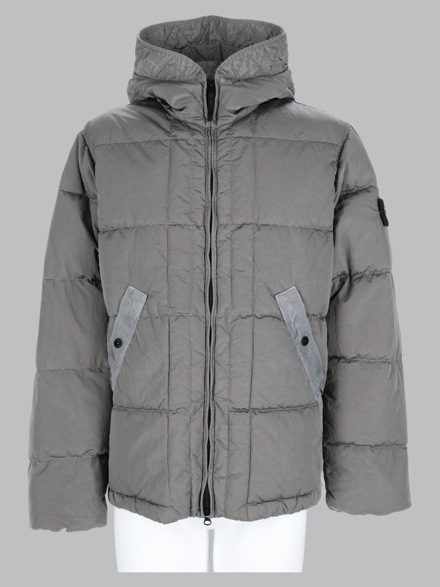STONE ISLAND piumino con collo alto e patch logo