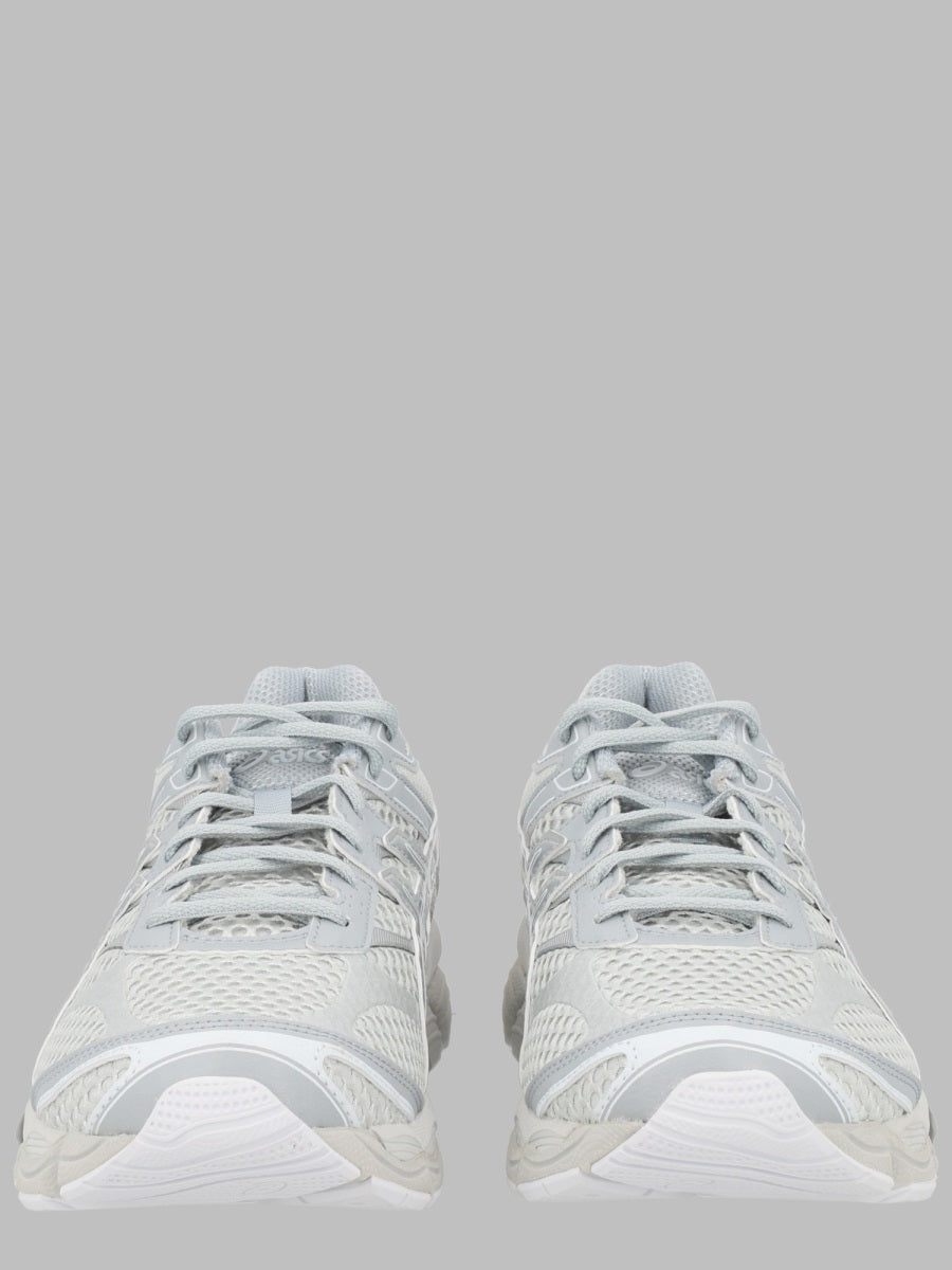 Asics 유니섹스 레이스업 러닝 스니커즈