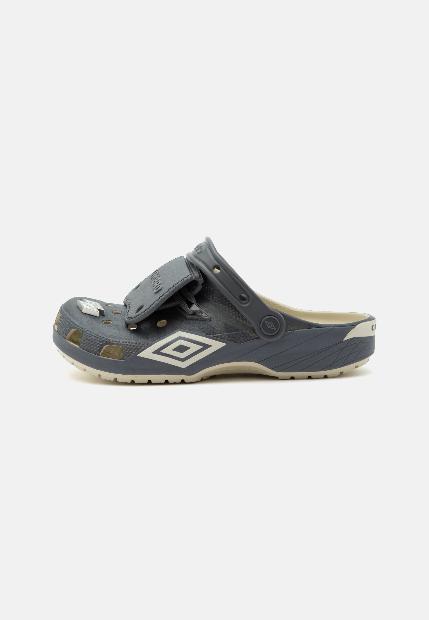 Crocs 엄브로 클래식 뮬