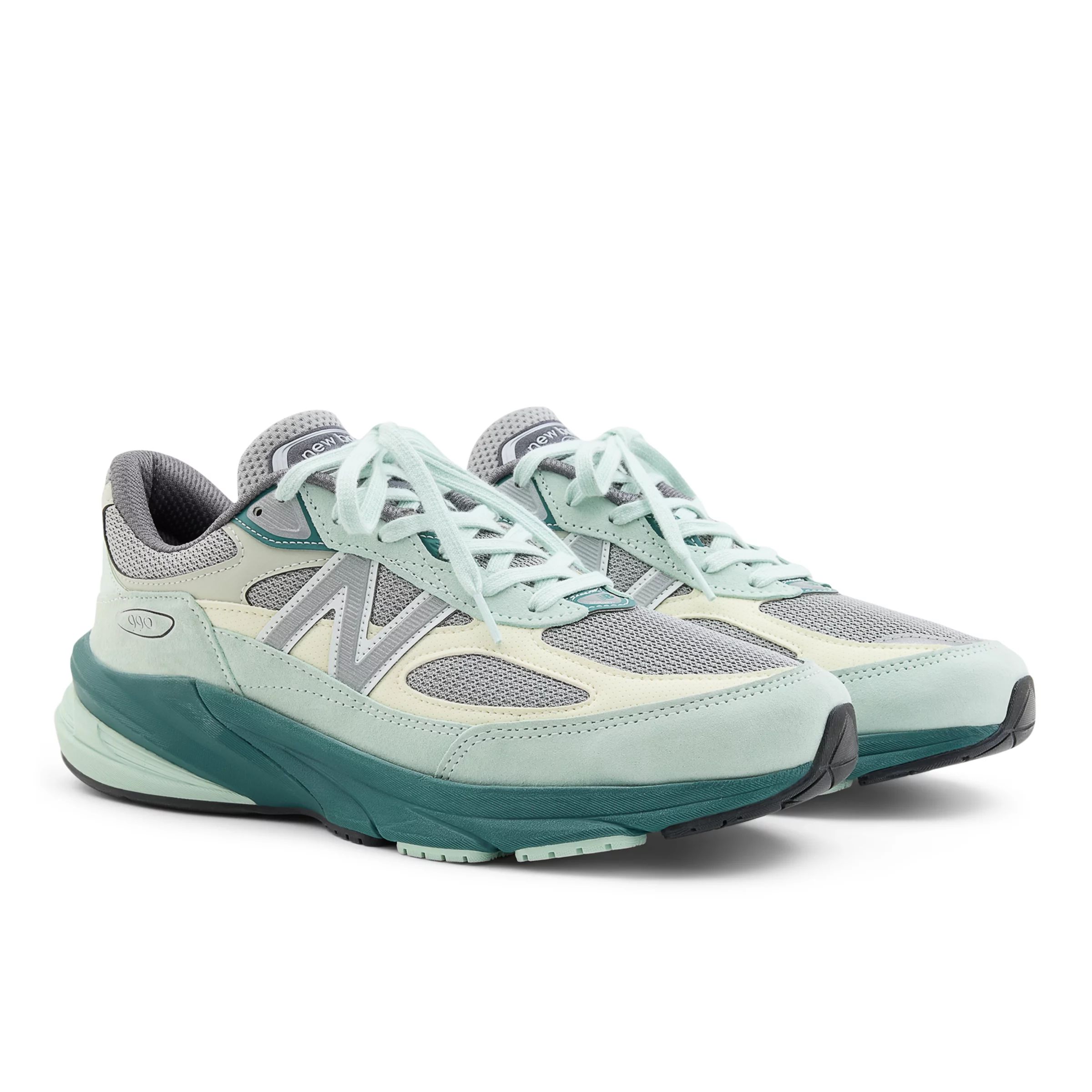 NEW BALANCE 메이드 인 USA 990v6