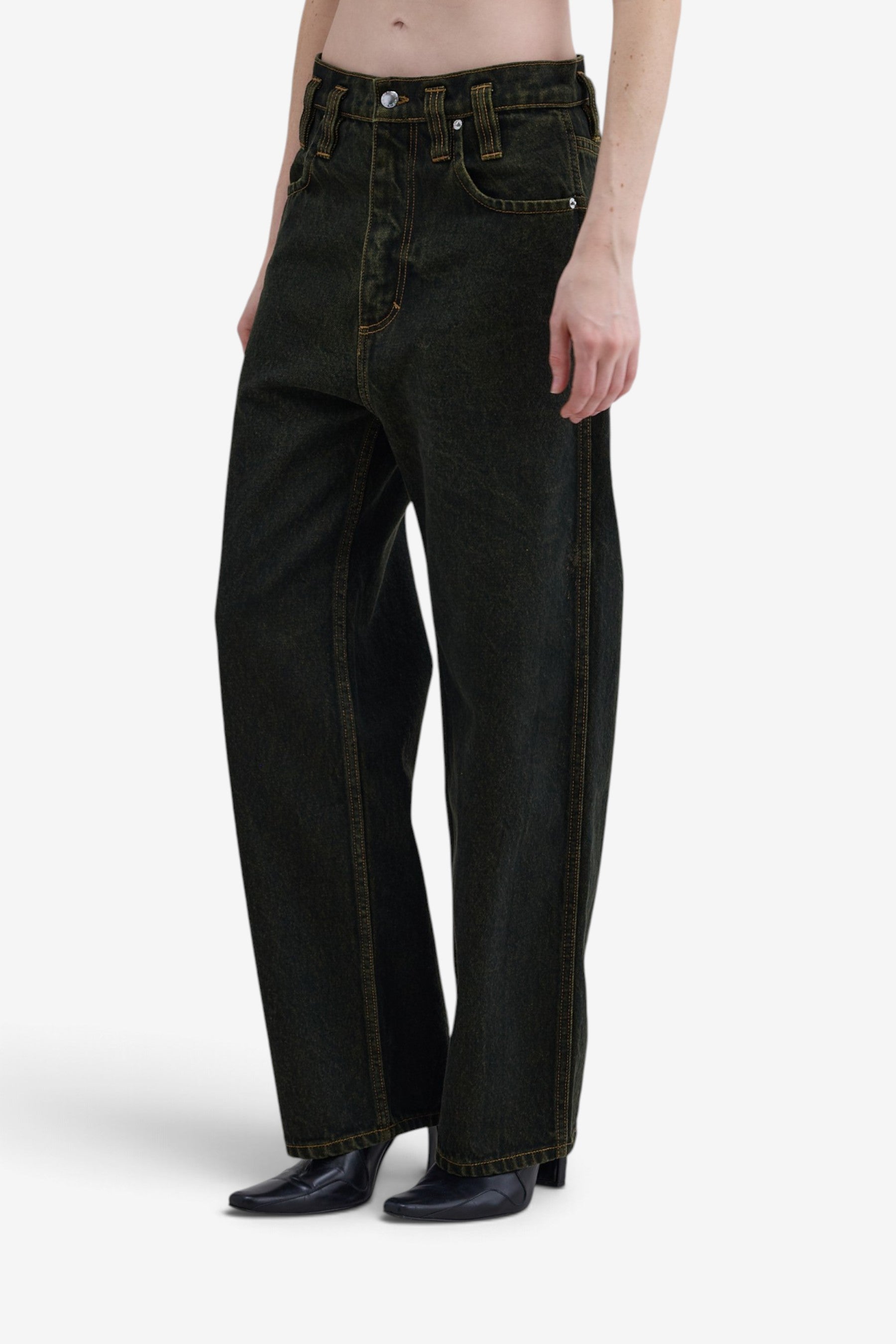 ECKHAUS LATTA 배기 진