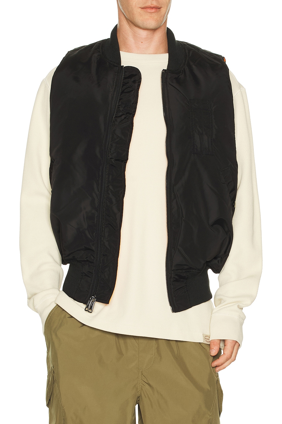 Alpha Industries 조끼