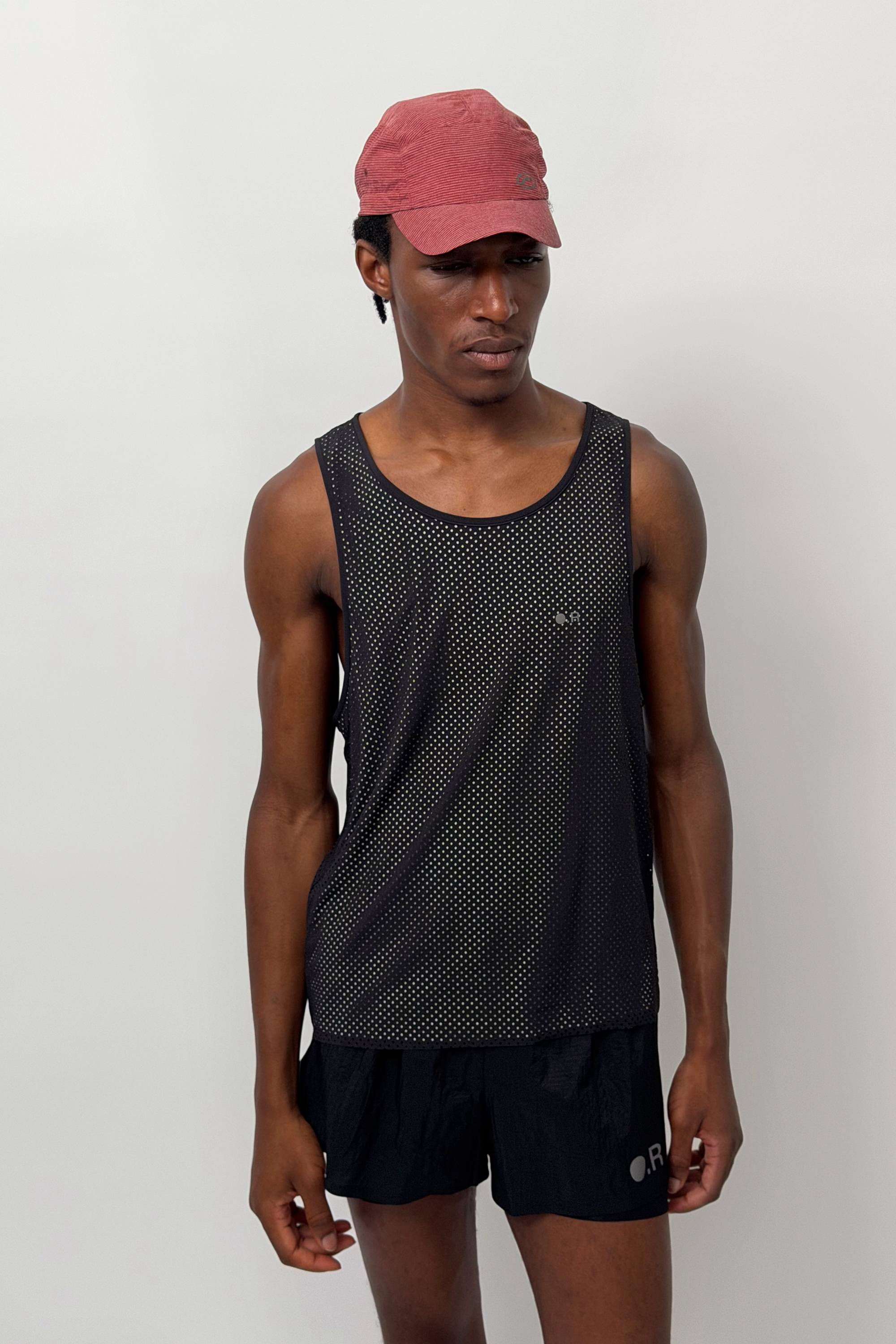 OPTIMISTIC RUNNERS 심볼 캡 AW26