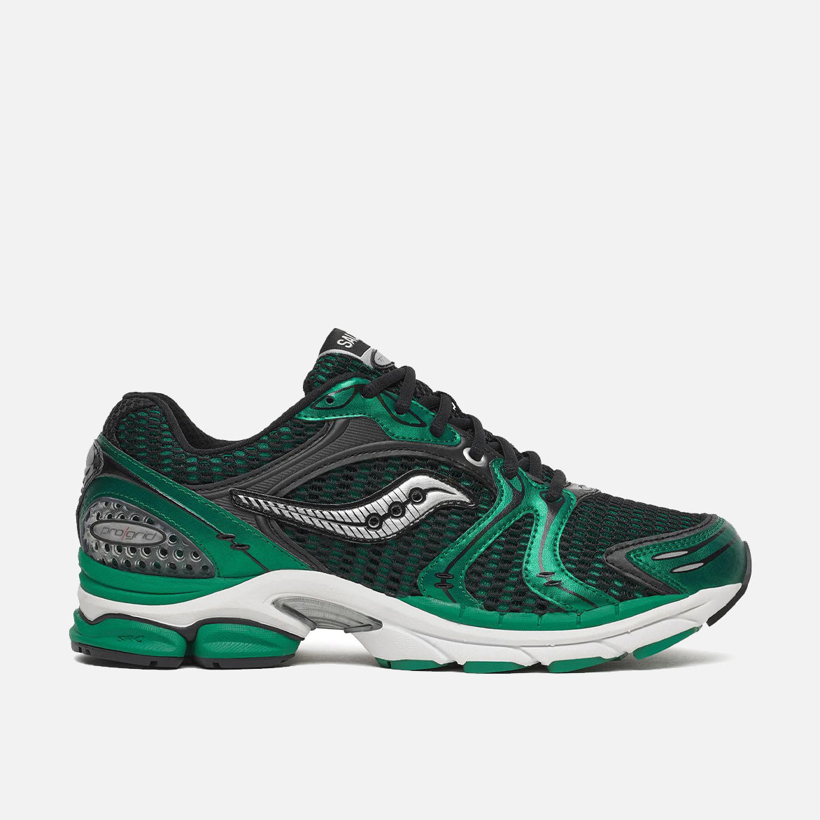 SAUCONY 프로그리드 트라이엄프 4 크롬