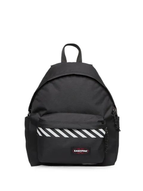 Eastpak 데이 팩커 대각선 스트라이프 백팩
